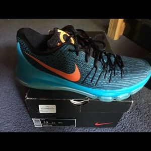 KD 8s